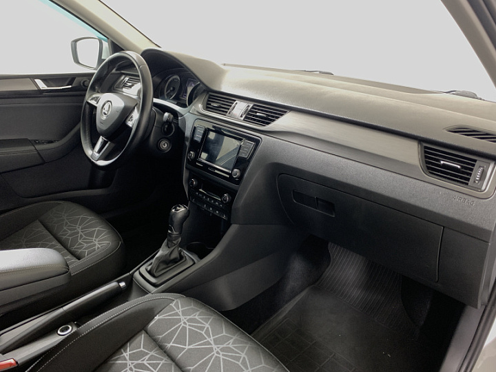 SKODA Rapid 1.4, 2019 года, Робот, БЕЛЫЙ