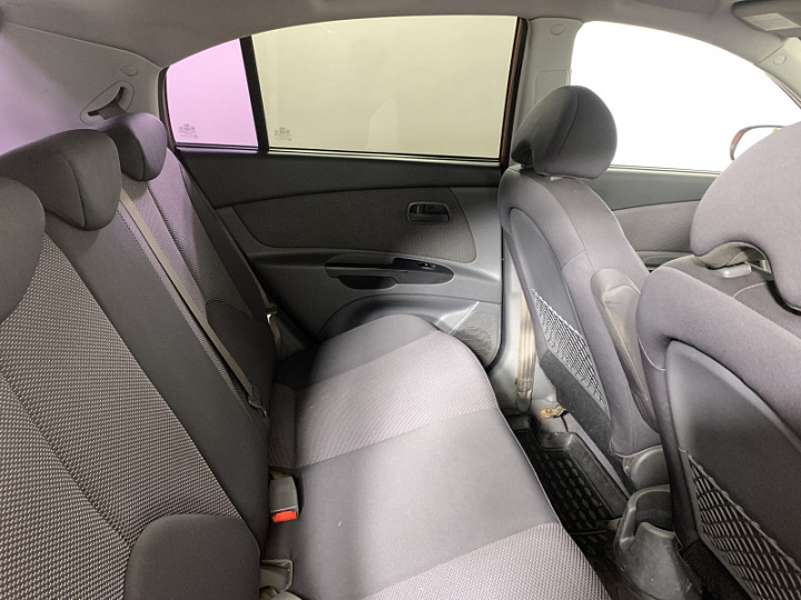 KIA Rio 1.4, 2010 года, Механика, ОРАНЖЕВЫЙ
