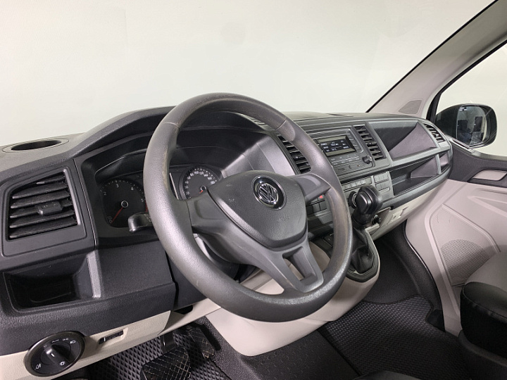 VOLKSWAGEN Caravelle 2, 2018 года, Робот, ЧЕРНЫЙ