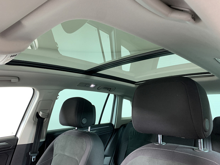 VOLKSWAGEN Tiguan 1.4, 2019 года, Робот, БЕЛЫЙ
