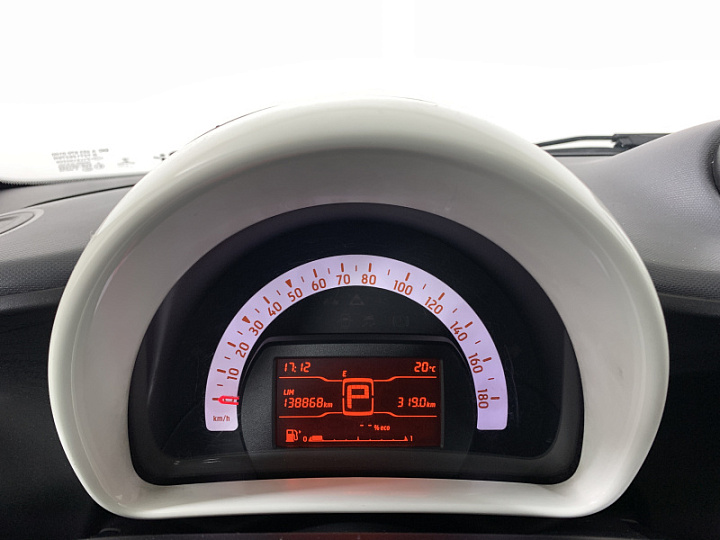 SMART Forfour 1, 2016 года, Робот, ЧЕРНЫЙ