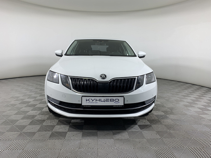 SKODA Octavia 1.4, 2018 года, Робот, БЕЛЫЙ