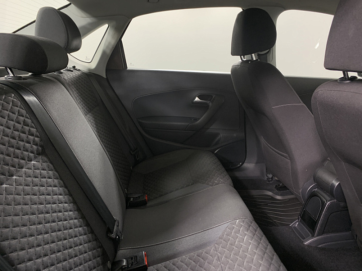 VOLKSWAGEN Polo 1.6, 2018 года, Автоматическая, КОРИЧНЕВЫЙ