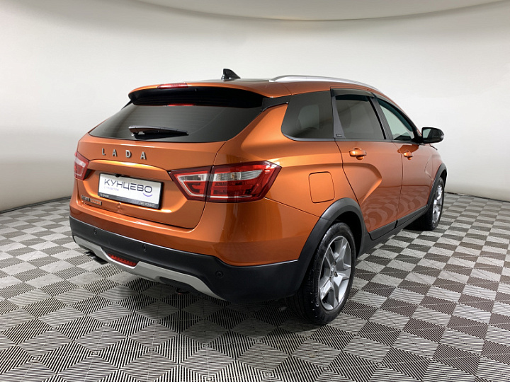 Lada Vesta 1.6, 2021 года, Вариатор, ОРАНЖЕВЫЙ