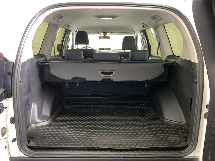 TOYOTA Land Cruiser Prado 2.8, 2015 года, Автоматическая, БЕЛЫЙ