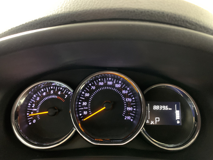 RENAULT Logan 1.6, 2019 года, Вариатор, КРАСНЫЙ