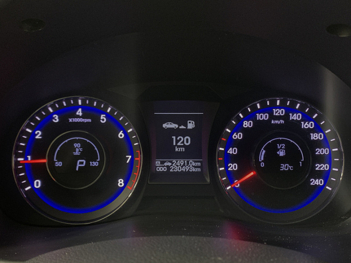 HYUNDAI i40 2, 2014 года, Автоматическая, СЕРЫЙ