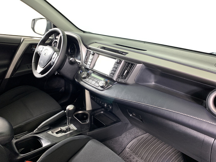 TOYOTA RAV4 2.2, 2018 года, Автоматическая, БЕЛЫЙ