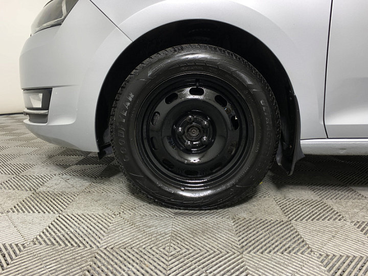 SKODA Rapid 1.4, 2018 года, Робот, Серебристый