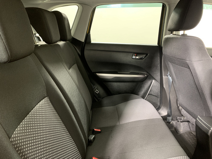 SUZUKI Vitara 1.6, 2021 года, Автоматическая, ЖЕЛТЫЙ