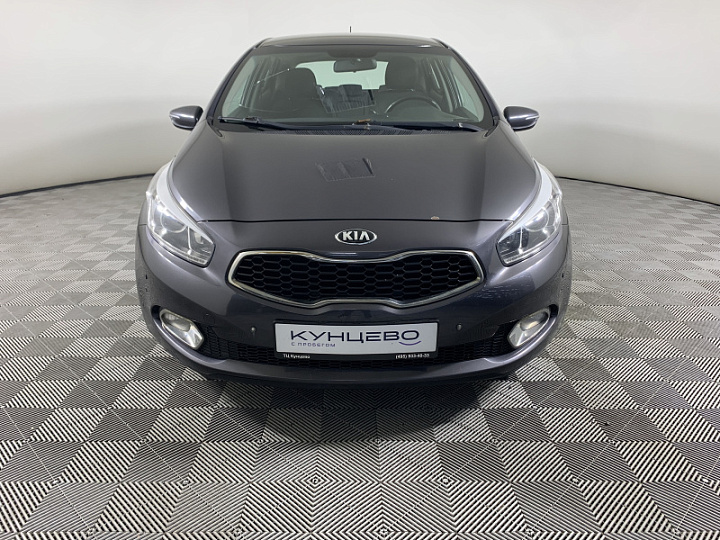 KIA Ceed 1.6, 2014 года, Автоматическая, Светло серый