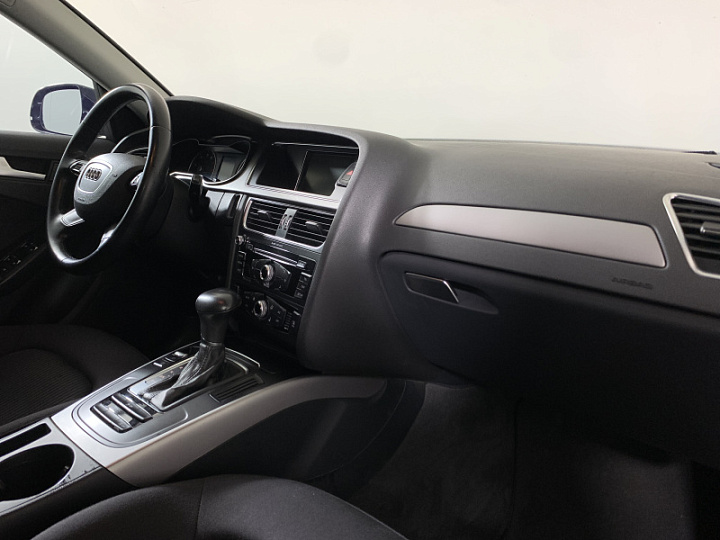 Audi A4 1.8, 2015 года, Вариатор, Черный
