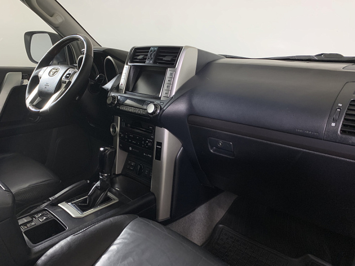 TOYOTA Land Cruiser Prado 3, 2011 года, Автоматическая, БЕЖЕВЫЙ