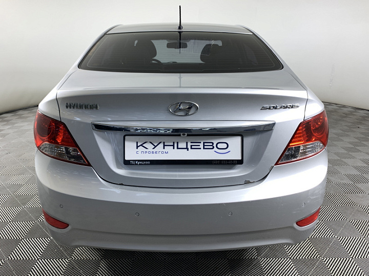 HYUNDAI Solaris 1.6, 2012 года, Автоматическая, СЕРЫЙ