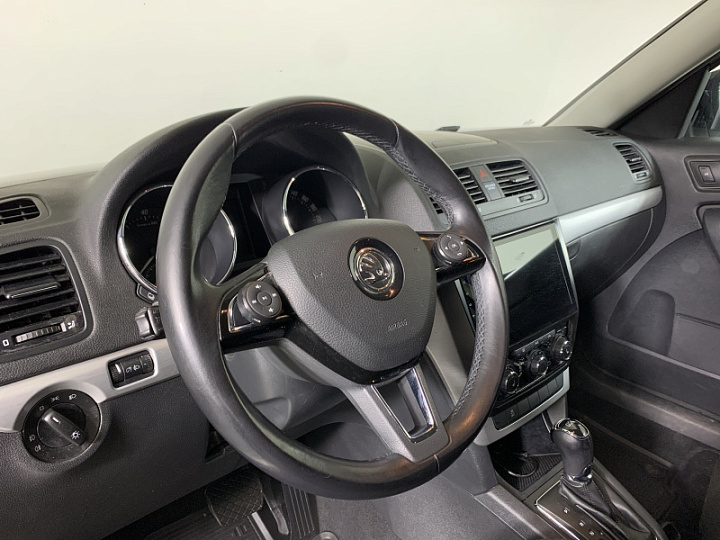 SKODA Yeti 1.4, 2014 года, Робот, Серебристо-желтый