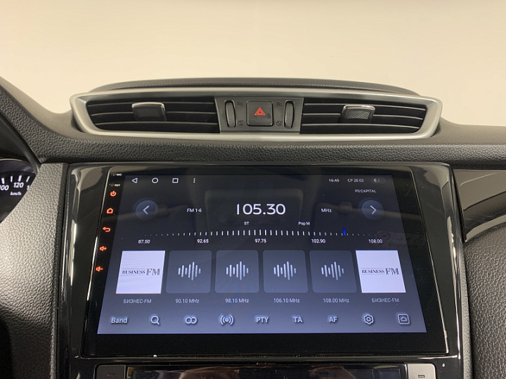 NISSAN Qashqai 1.2, 2016 года, Вариатор, КРАСНЫЙ