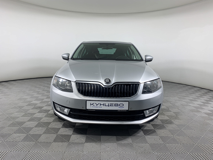SKODA Octavia 1.4, 2015 года, Робот, Серебристый