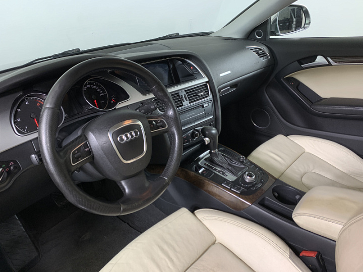 AUDI A5 3, 2009 года, Робот, ЧЕРНЫЙ