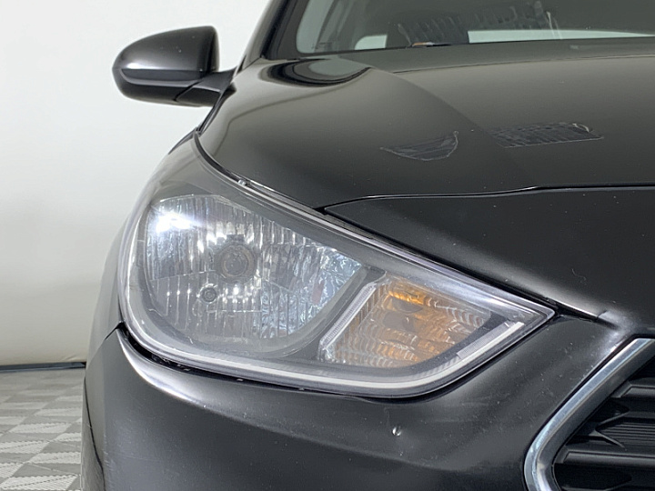 HYUNDAI Solaris 1.4, 2017 года, Автоматическая, ЧЕРНЫЙ