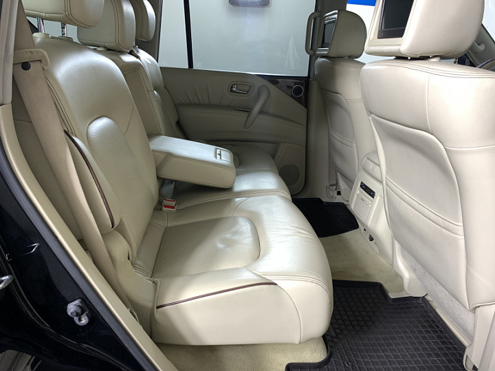 Nissan Patrol 5.6, 2010 года, Автоматическая, Черный