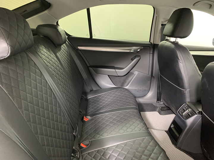 SKODA Octavia 1.6, 2020 года, Автоматическая, БЕЛЫЙ