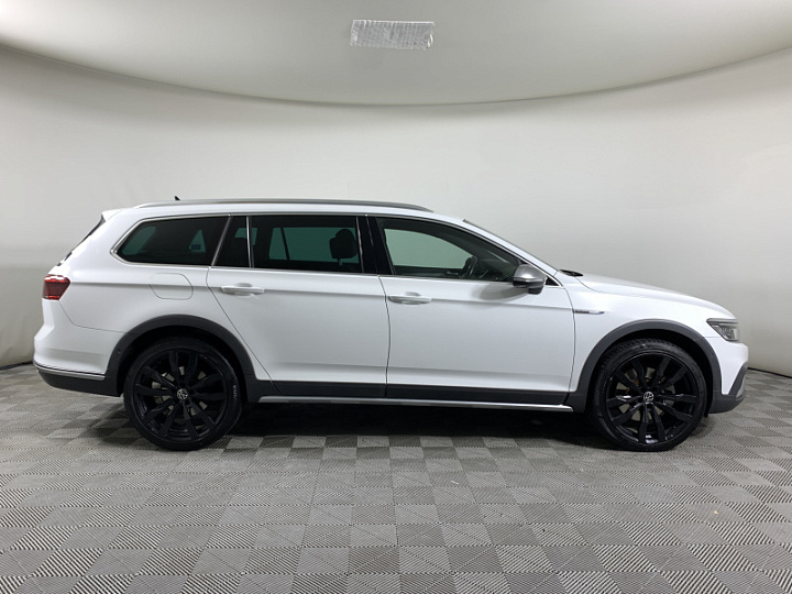 VOLKSWAGEN Passat 2, 2020 года, Робот, БЕЛЫЙ