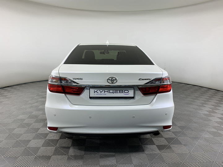 TOYOTA Camry 2.5, 2015 года, Автоматическая, БЕЛЫЙ