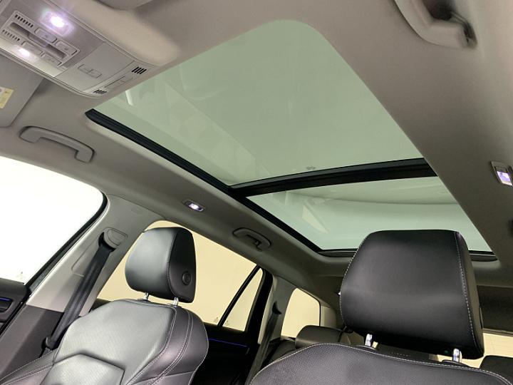 SKODA Kodiaq 2, 2018 года, Робот, ЧЕРНЫЙ
