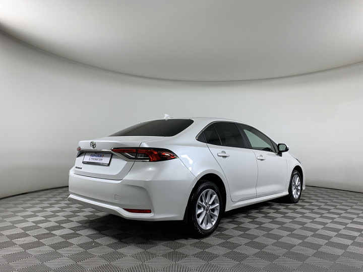 TOYOTA Corolla 1.6, 2022 года, Вариатор, БЕЛЫЙ