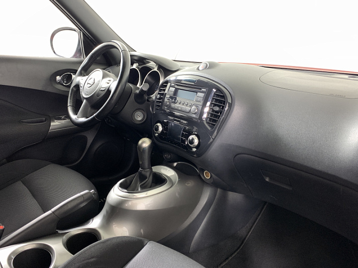 NISSAN Juke 1.6, 2012 года, Механика, КРАСНЫЙ