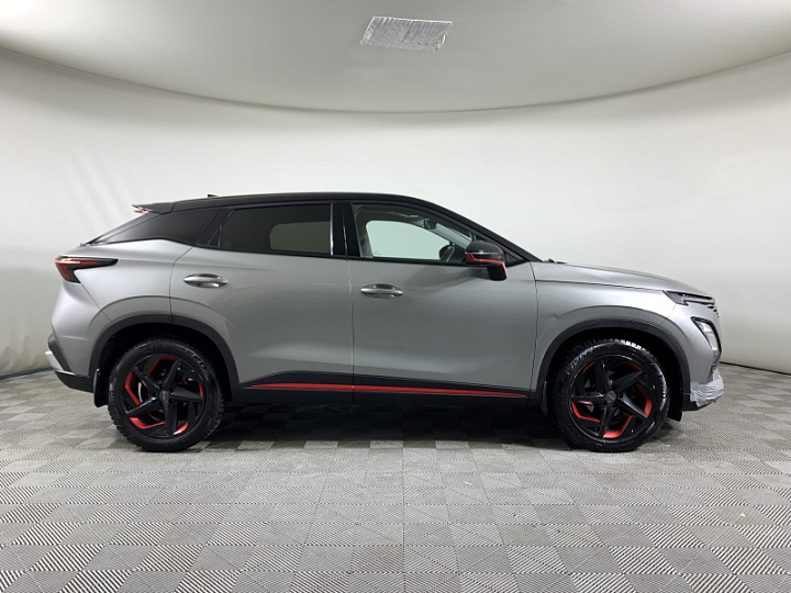 OMODA C5 1.5, 2022 года, Вариатор, Черно-Серый