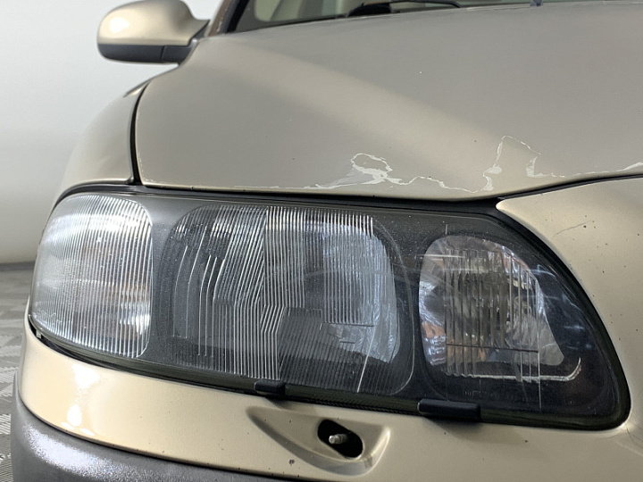VOLVO S60 2.4, 2001 года, Автоматическая, ЗОЛОТОЙ