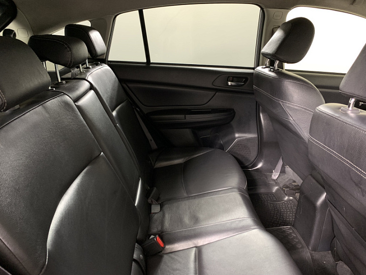 Subaru Impreza 2, 2014 года, Вариатор, Серебристый