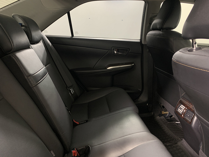 TOYOTA Camry 2.5, 2015 года, Автоматическая, Черный металлик