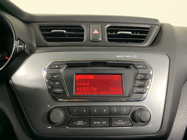 KIA Rio 1.4, 2014 года, Автоматическая, ТЕМНО-СЕРЫЙ