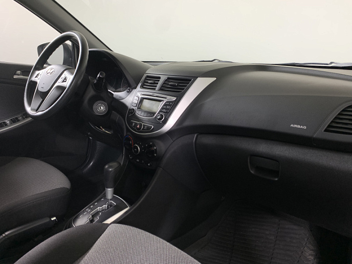 Hyundai Solaris 1.6, 2014 года, Автоматическая, Серый