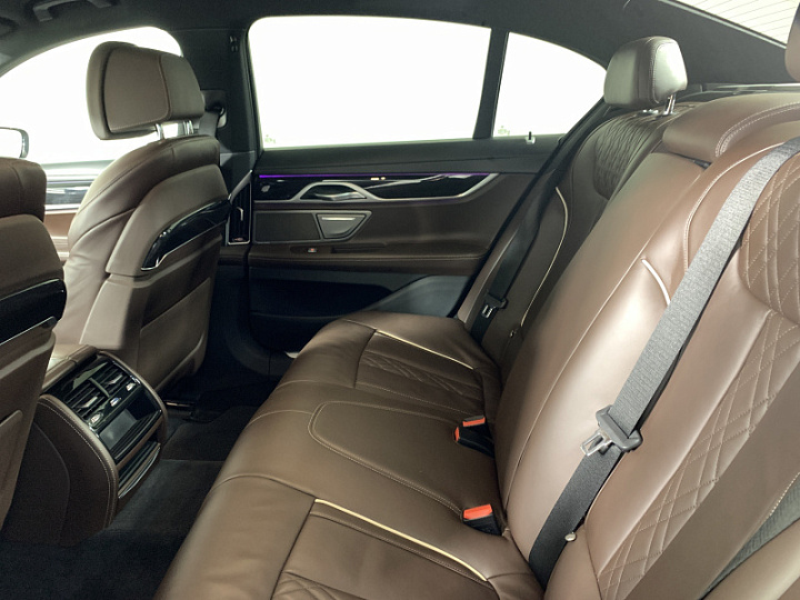 BMW 7 серии 3, 2018 года, Автоматическая, ЧЕРНЫЙ