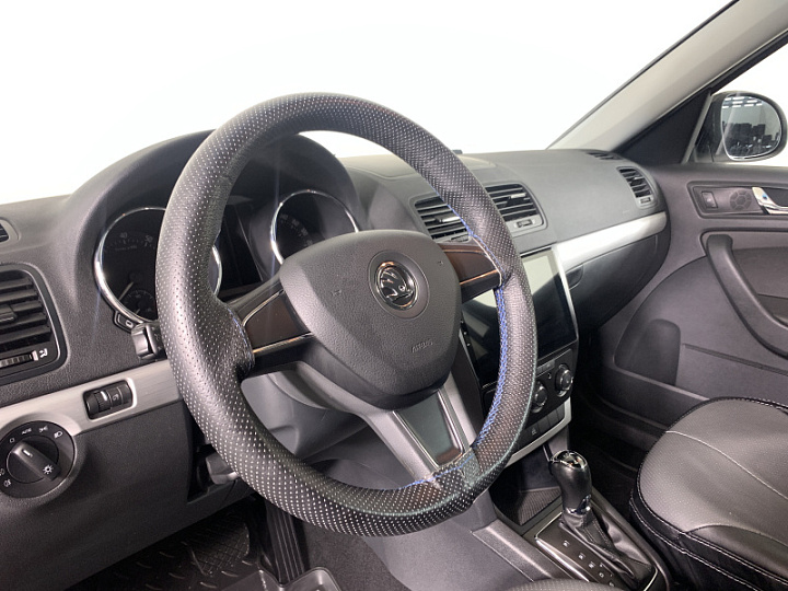 SKODA Yeti 1.8, 2015 года, Робот, БЕЛЫЙ