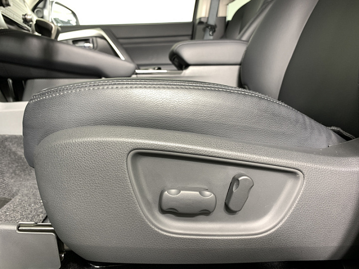 MITSUBISHI Pajero Sport 2.4, 2022 года, Автоматическая, СЕРЫЙ