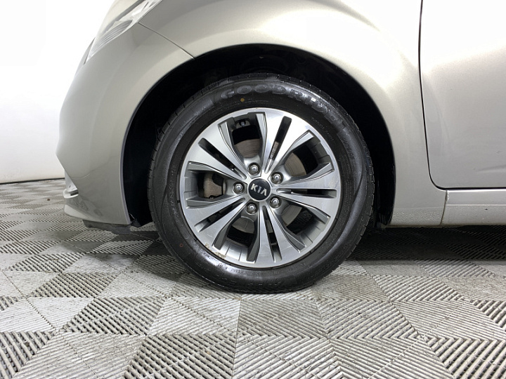 KIA Venga 1.6, 2014 года, Автоматическая, БЕЖЕВЫЙ