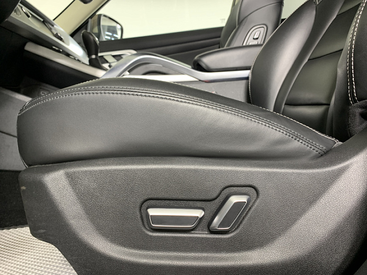 GEELY Atlas 1.8, 2018 года, Автоматическая, БЕЖЕВЫЙ