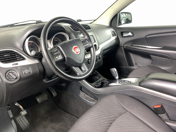 FIAT Freemont 2.4, 2013 года, Автоматическая, БЕЛЫЙ