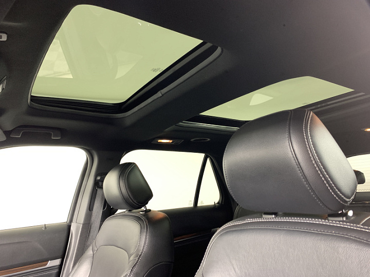 FORD Explorer 3.5, 2017 года, Автоматическая, ЧЕРНЫЙ