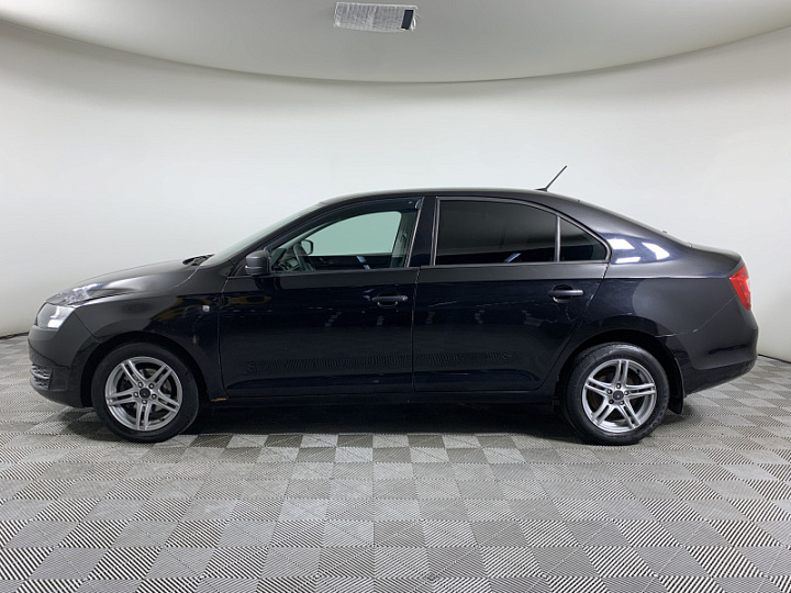 Skoda Rapid 1.6, 2017 года, Механика, Черный