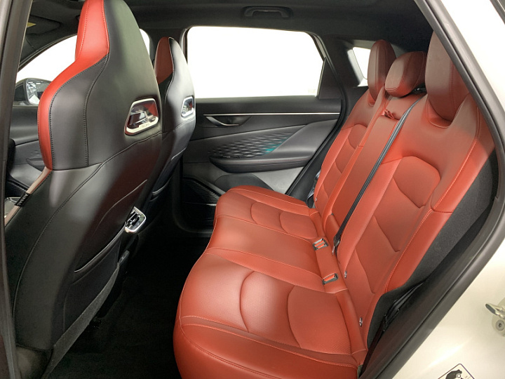 BAIC X55 1.5, 2024 года, Робот, Белый