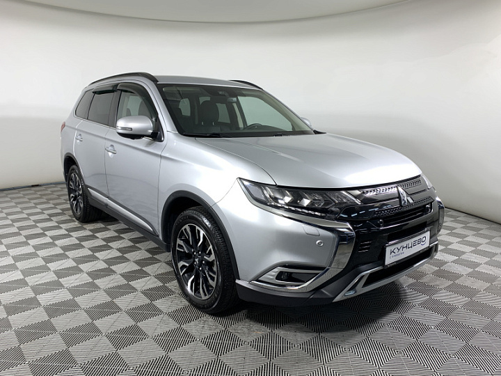 MITSUBISHI Outlander 2.4, 2021 года, Автоматическая, СЕРЫЙ