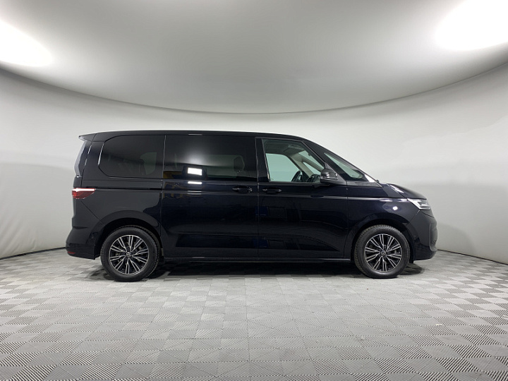 VOLKSWAGEN Multivan 2, 2022 года, Робот, ЧЕРНЫЙ