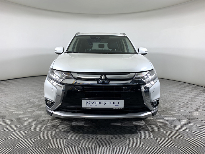 MITSUBISHI Outlander 3, 2018 года, Автоматическая, БЕЛЫЙ