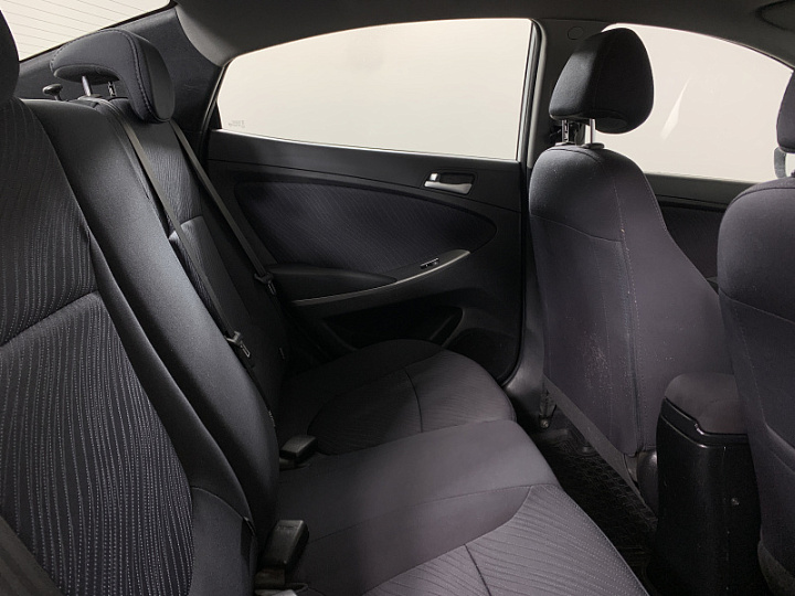 HYUNDAI Solaris 1.6, 2015 года, Механика, БЕЛЫЙ