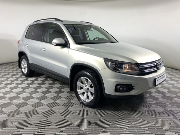 Volkswagen Tiguan 2, 2012 года, Автоматическая, Серебристый